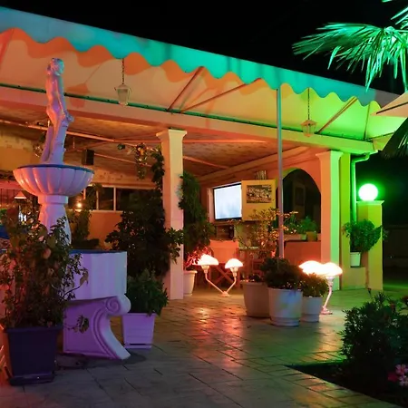 Billy's Pensionat Moraitika